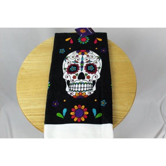 Lot of 4 Halloween Kitchen Towels - Picture 5 of 5